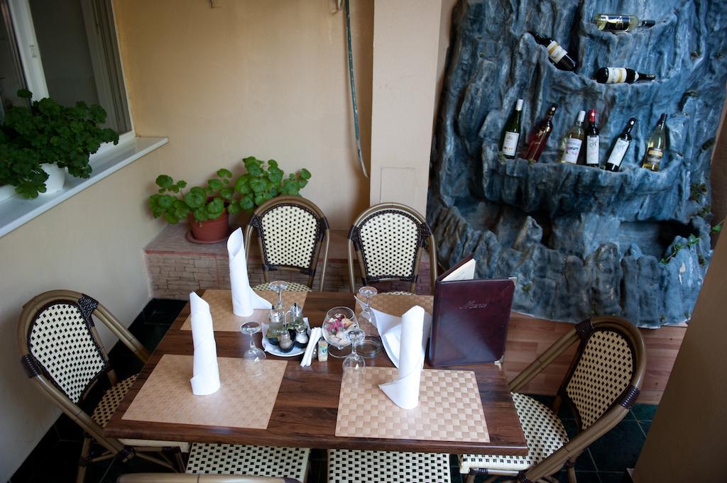 Hotel Dynes Eforie Nord Εξωτερικό φωτογραφία