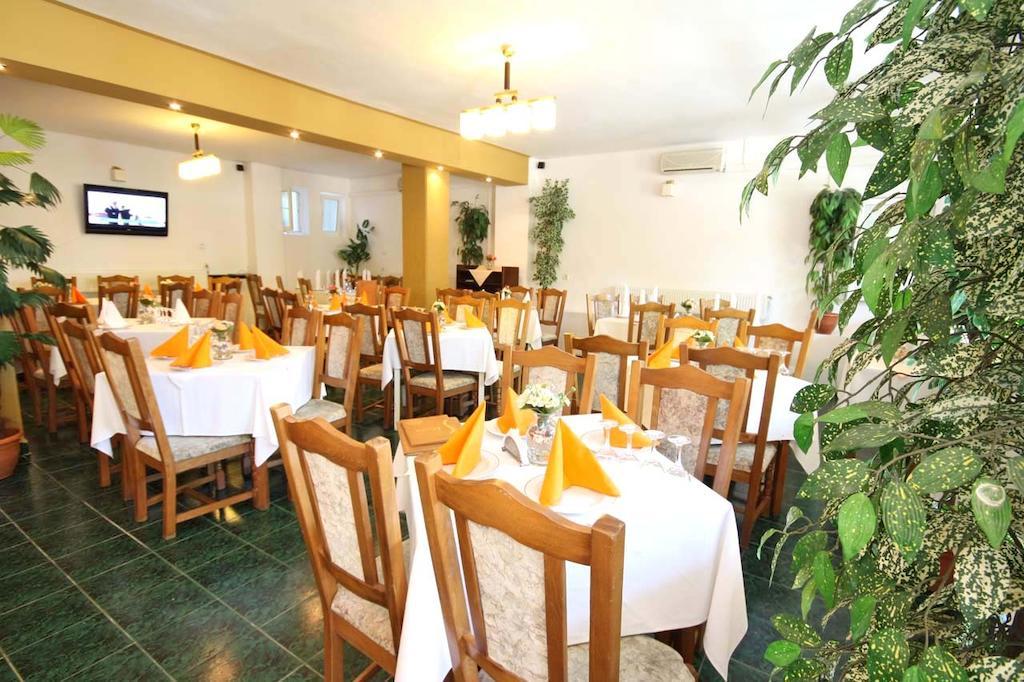 Hotel Dynes Eforie Nord Εξωτερικό φωτογραφία