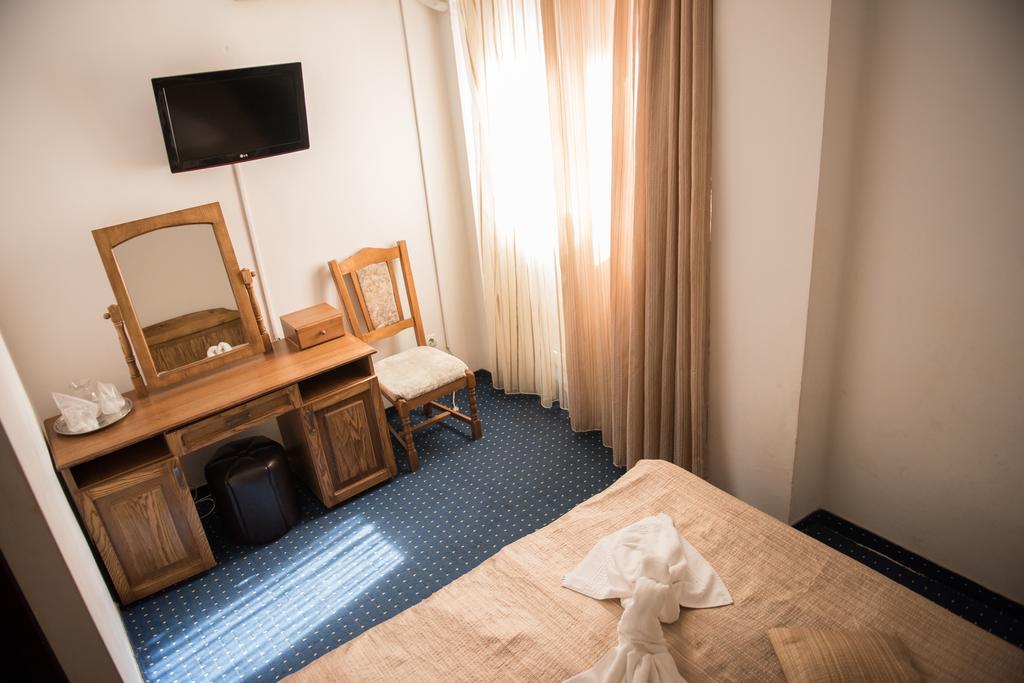 Hotel Dynes Eforie Nord Εξωτερικό φωτογραφία