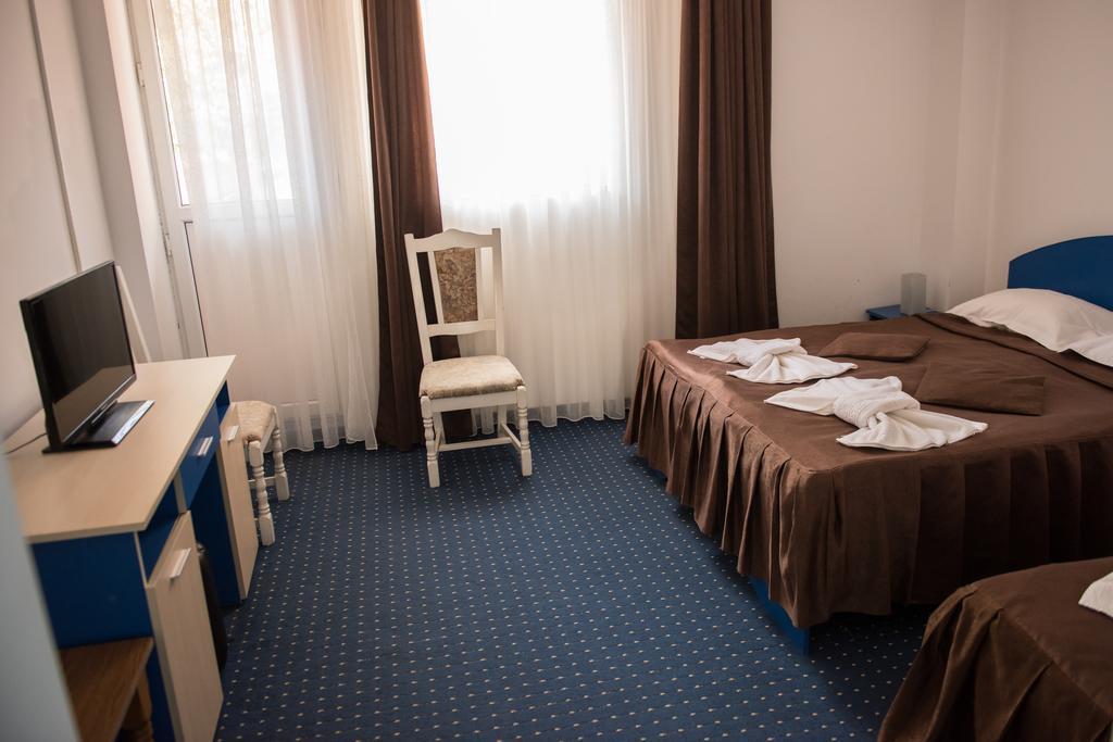 Hotel Dynes Eforie Nord Εξωτερικό φωτογραφία