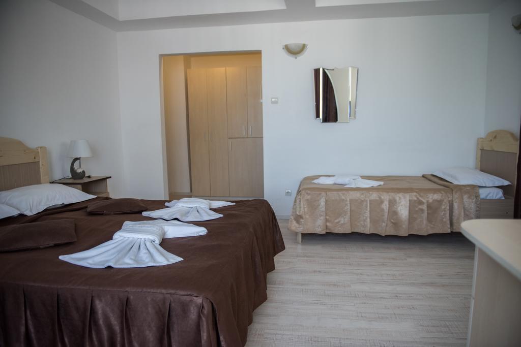 Hotel Dynes Eforie Nord Εξωτερικό φωτογραφία
